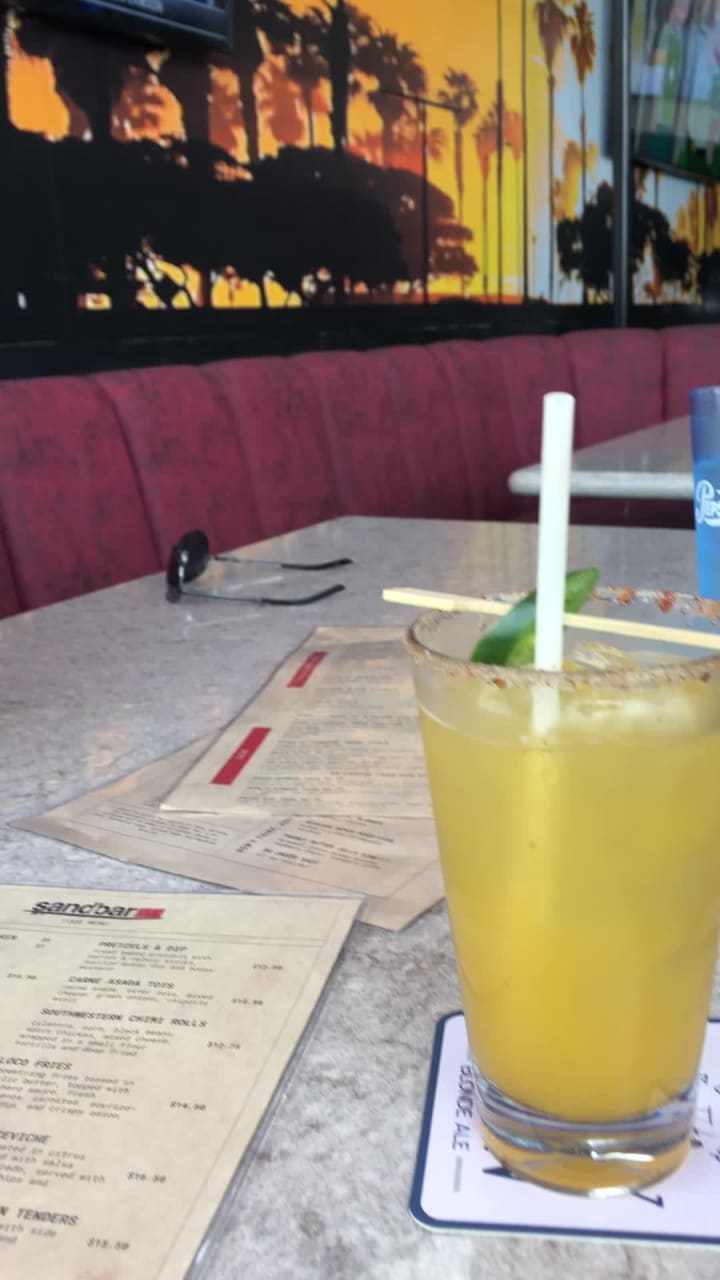 Video review of Sandbar Grill