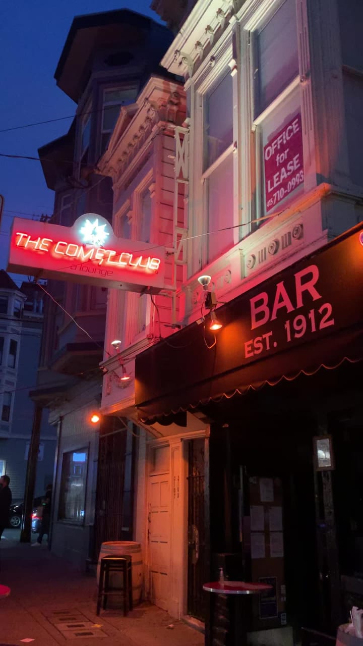 Video review of Comet Club