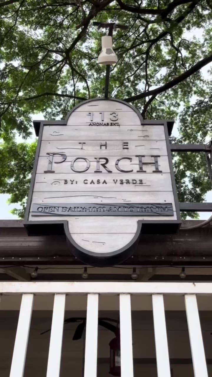 Video review of The Porch by Casa Verde