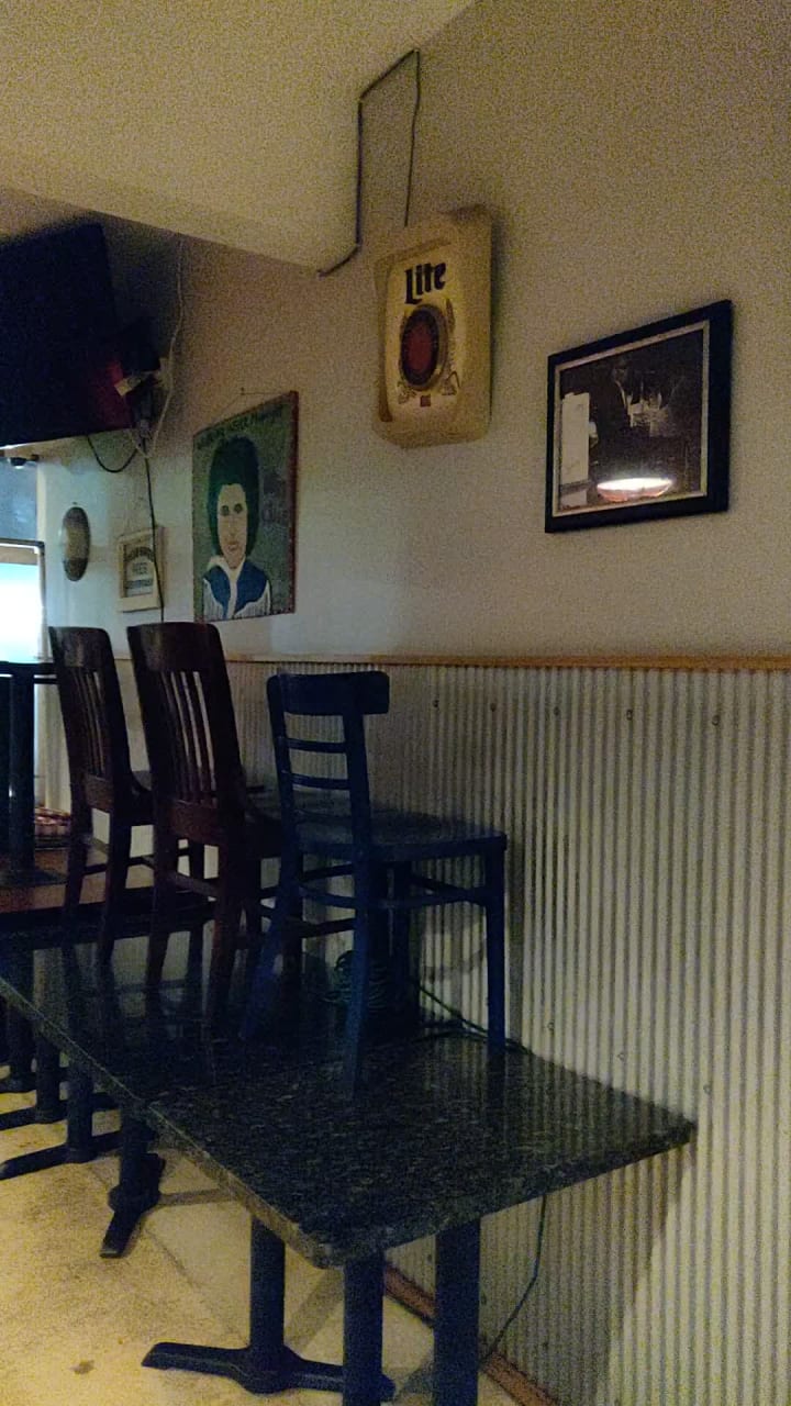 Gus's World Famous Fried Chicken