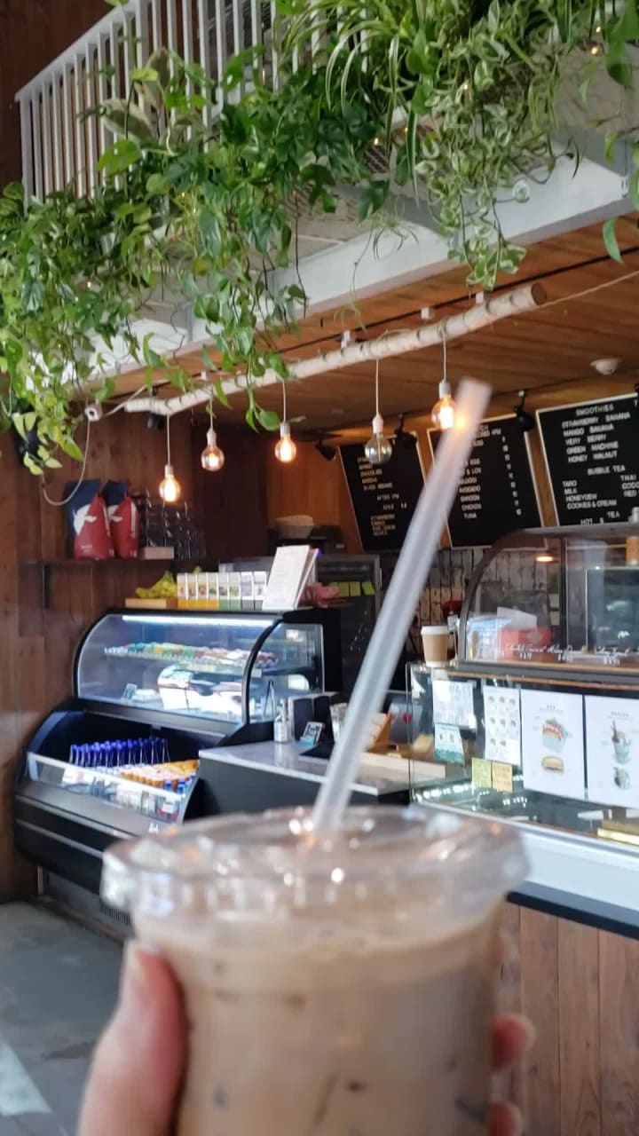 Video review of Semicolon Cafe