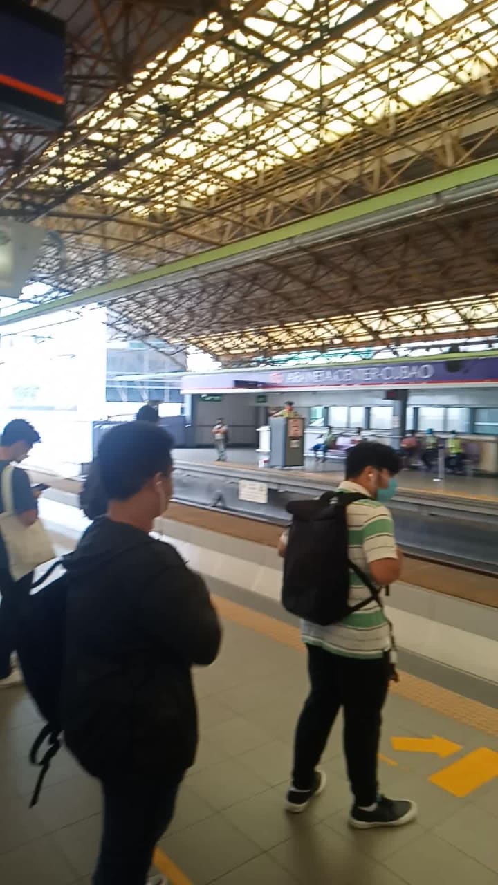 LRT2 - Araneta Center-Cubao Station