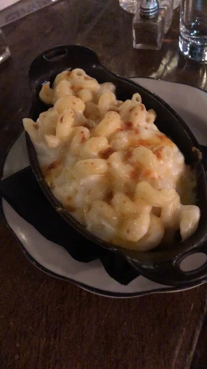 Video review of Hold Fast Kitchen and Spirits