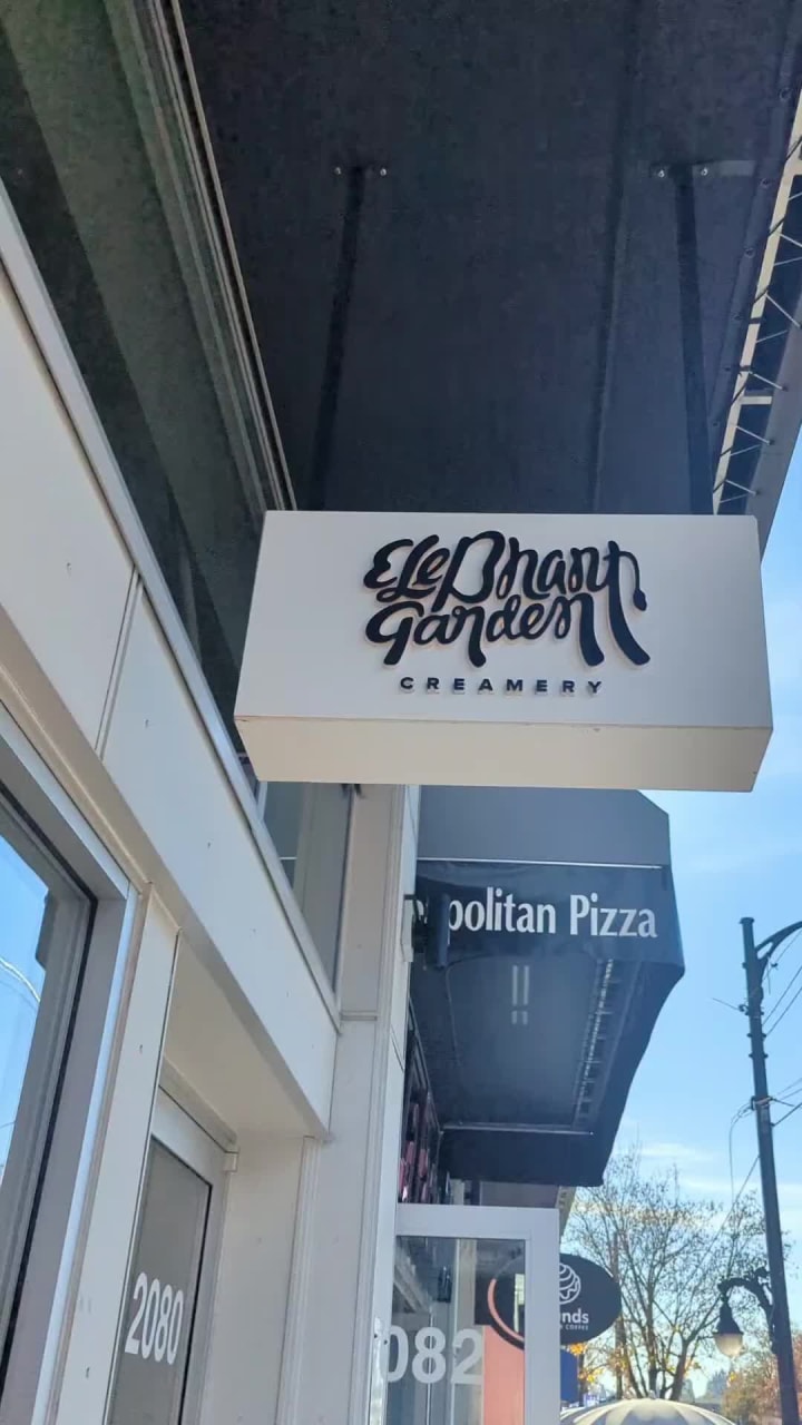 Video review of Elephant Garden Creamery