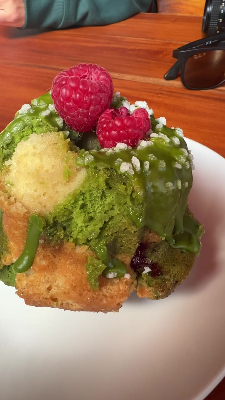 Video review of République