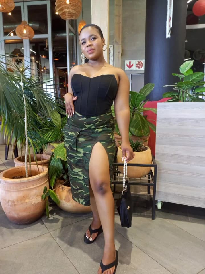 Parrots Restaurant & Café