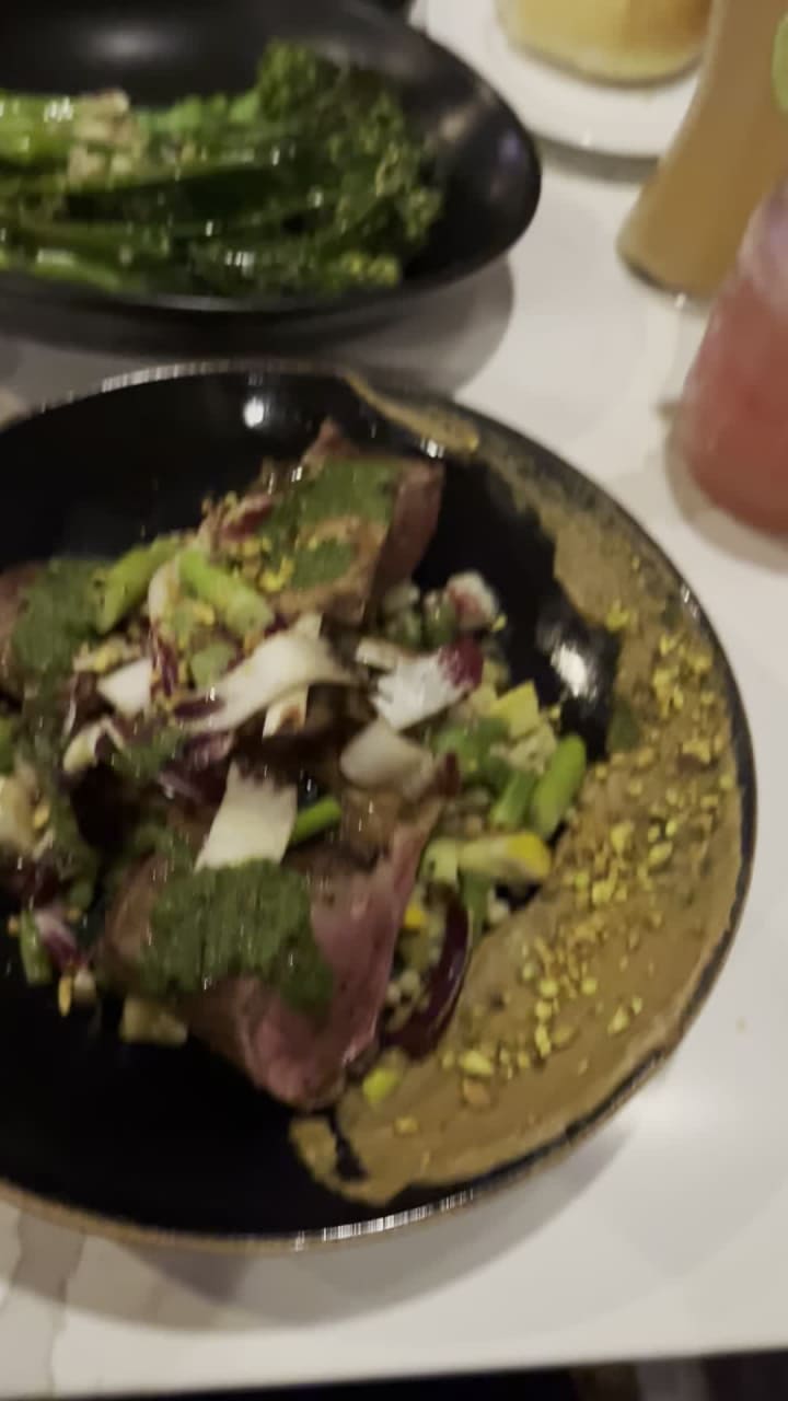 Video review of Charlie's of Bay Head