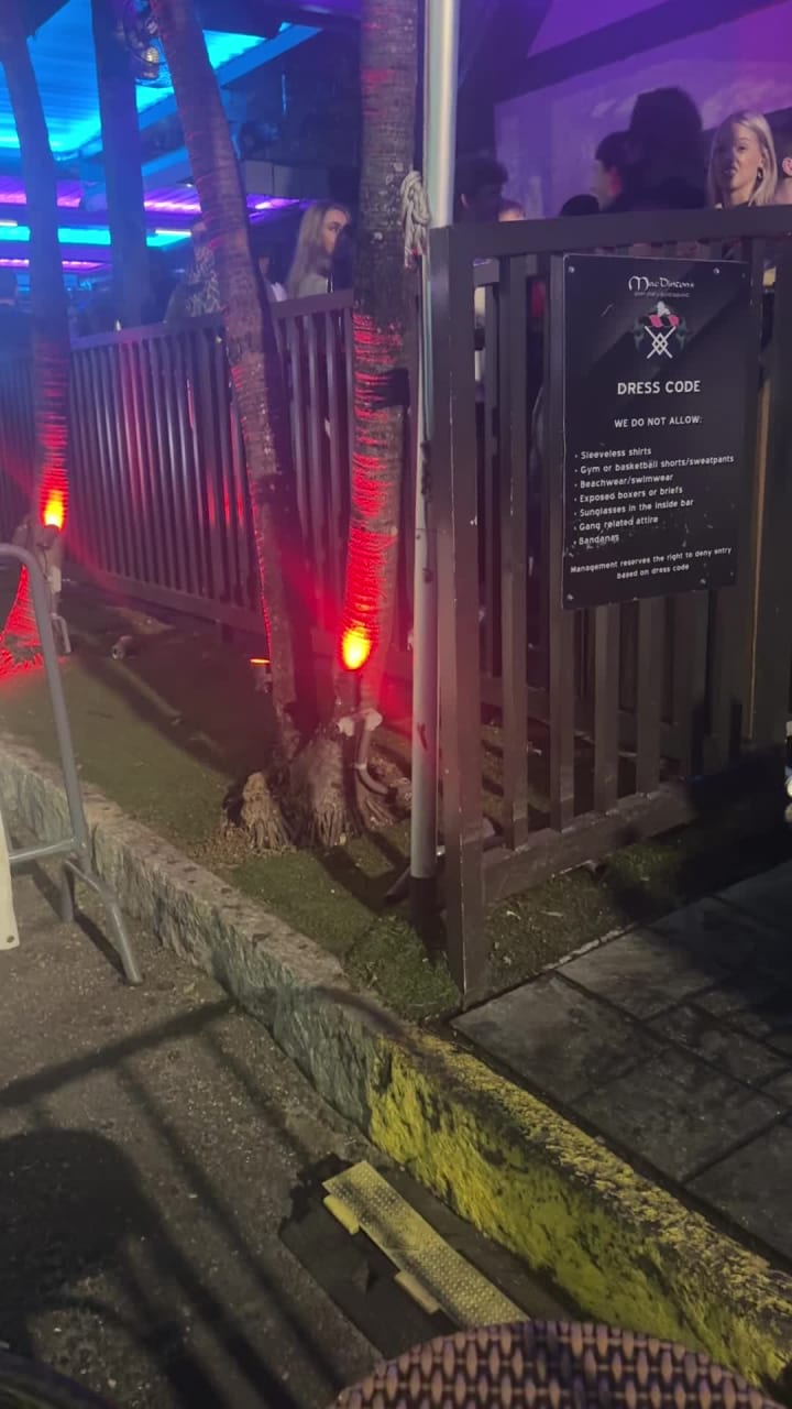 MacDinton's Irish Pub