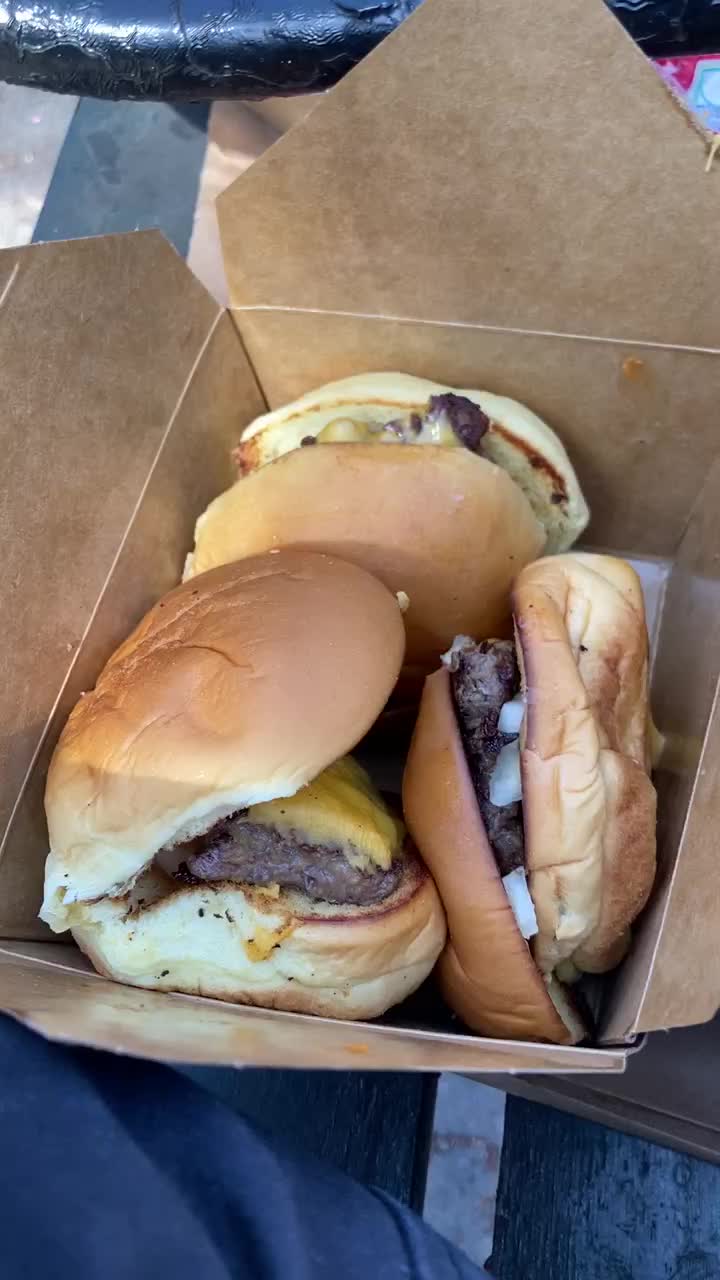 Video review of Holy Cow Burgers