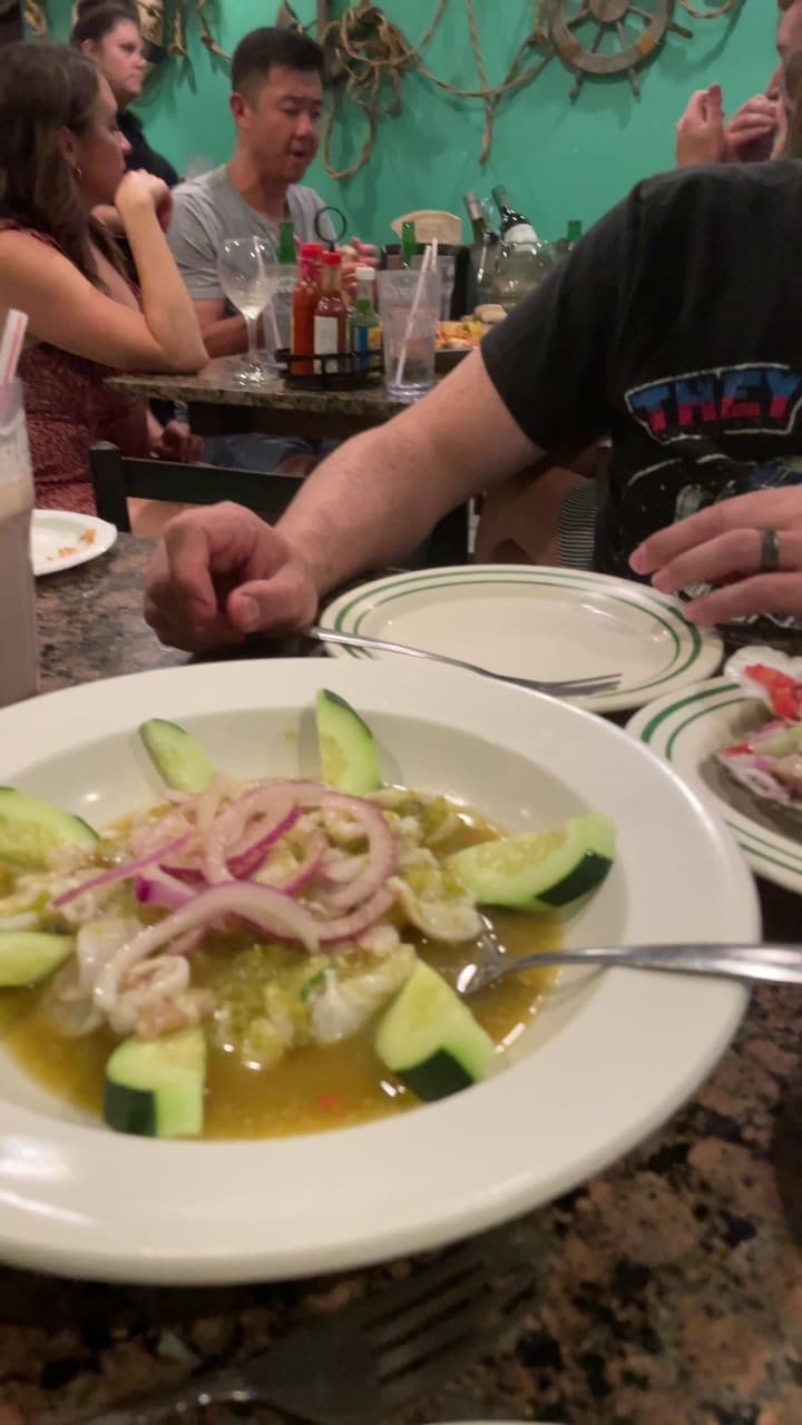 Video review of Alegrias Seafood Chicago
