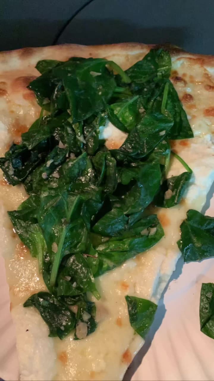 Video review of Joe's Pizza