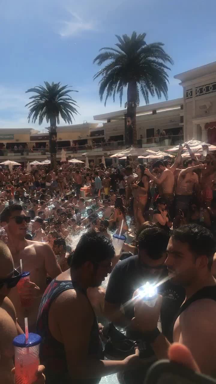 Encore Beach Club
