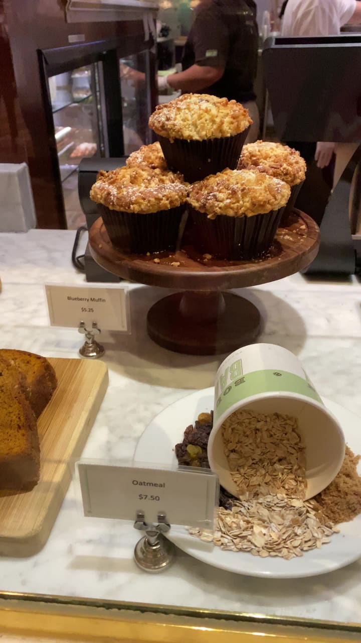 Video review of Bouchon Bakery