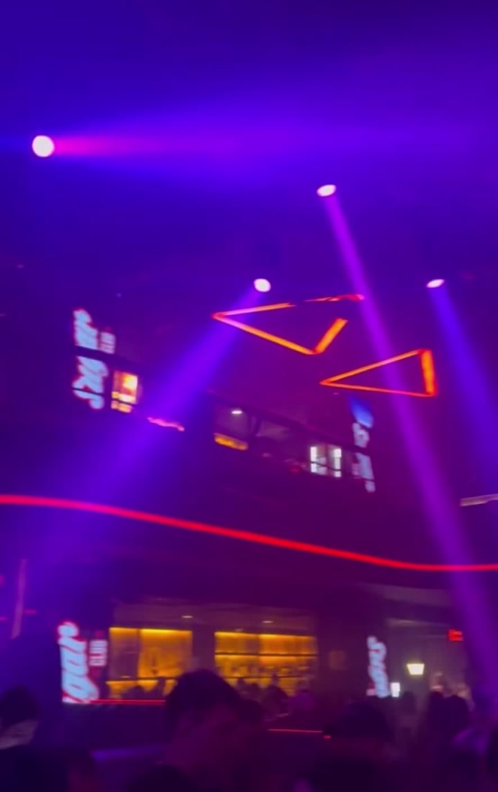 Video review of Kitchener's Carvery Bar