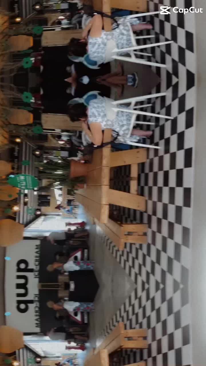 Freedom weekend market