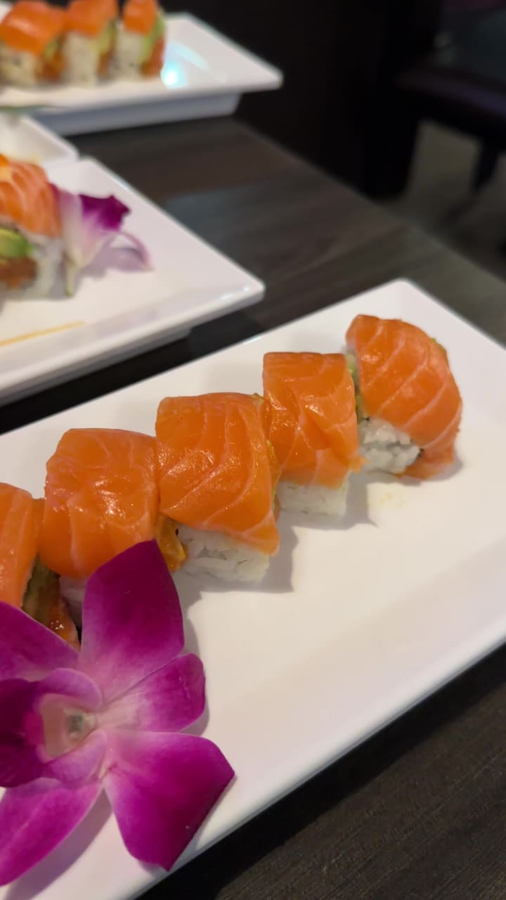 Mikomi Sushi West Covina