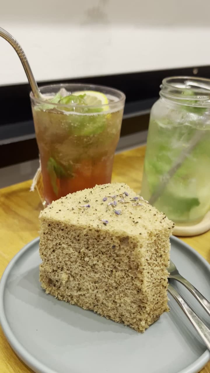 Grassroots Book Room