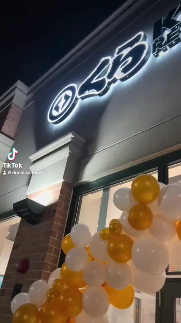 Kura Revolving Sushi Bar