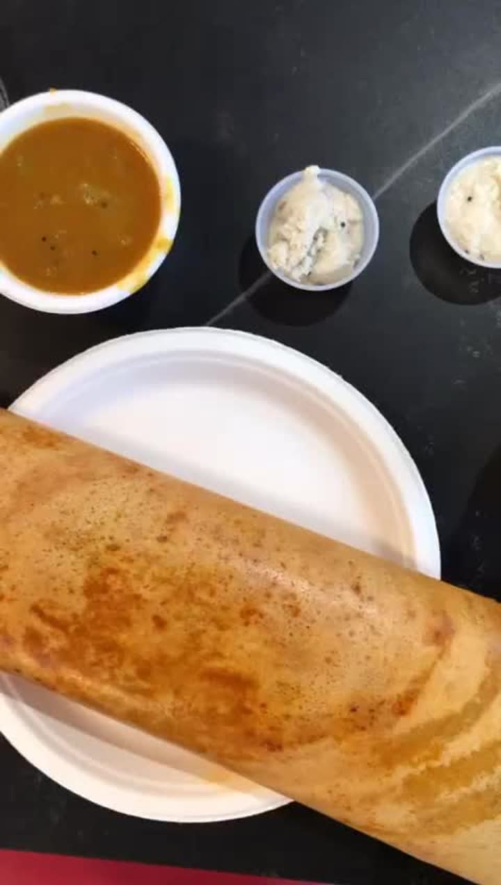 Video review of Dimple's Bombay Talk