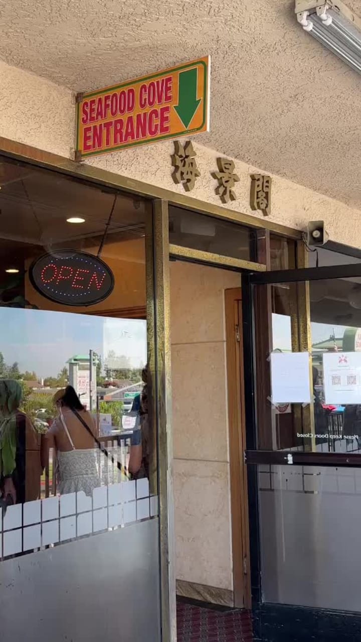 Video review of Seafood Cove 2