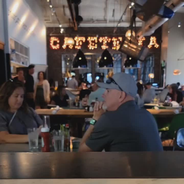 Video review of Cafeteria 15L