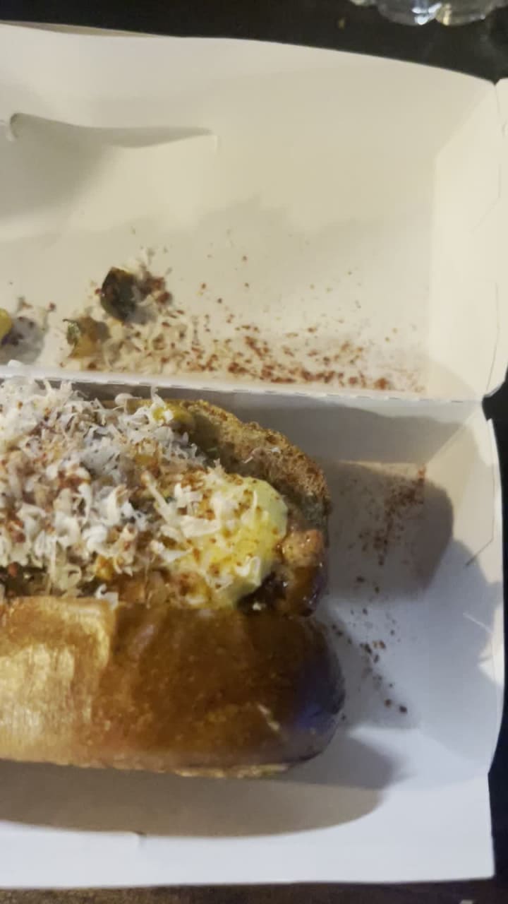 Video review of Schaller's Stube Sausage Bar