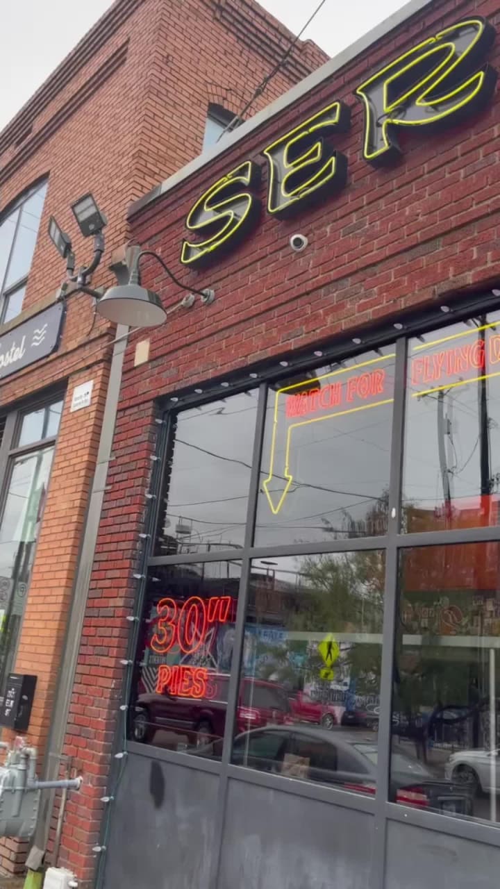 Video review of Serious Pizza