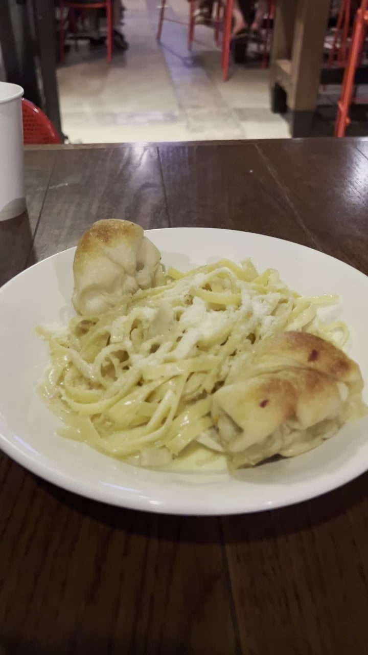 Video review of Regents Pizzeria