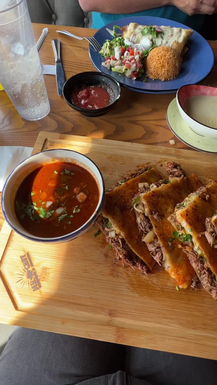 Mr Chuy Taqueria & Cantina