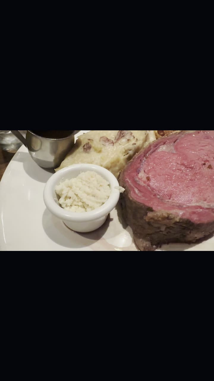 Video review of The Keg Steakhouse + Bar