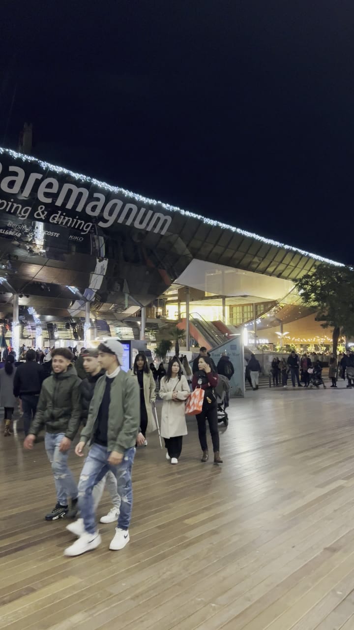 Video review of Maremagnum