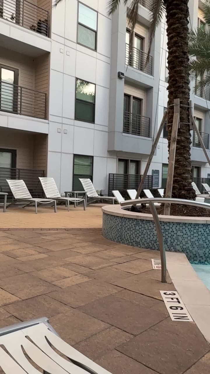 Domain At Kirby Club Room