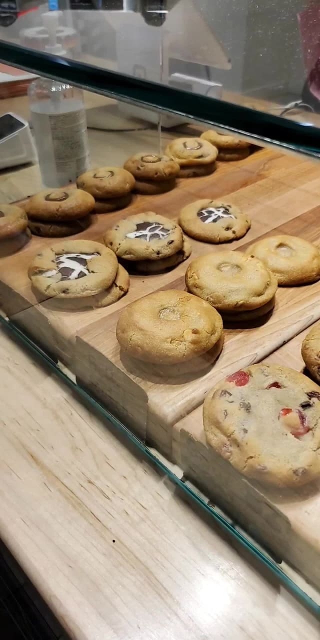 Video review of Yorkdale Shopping Centre