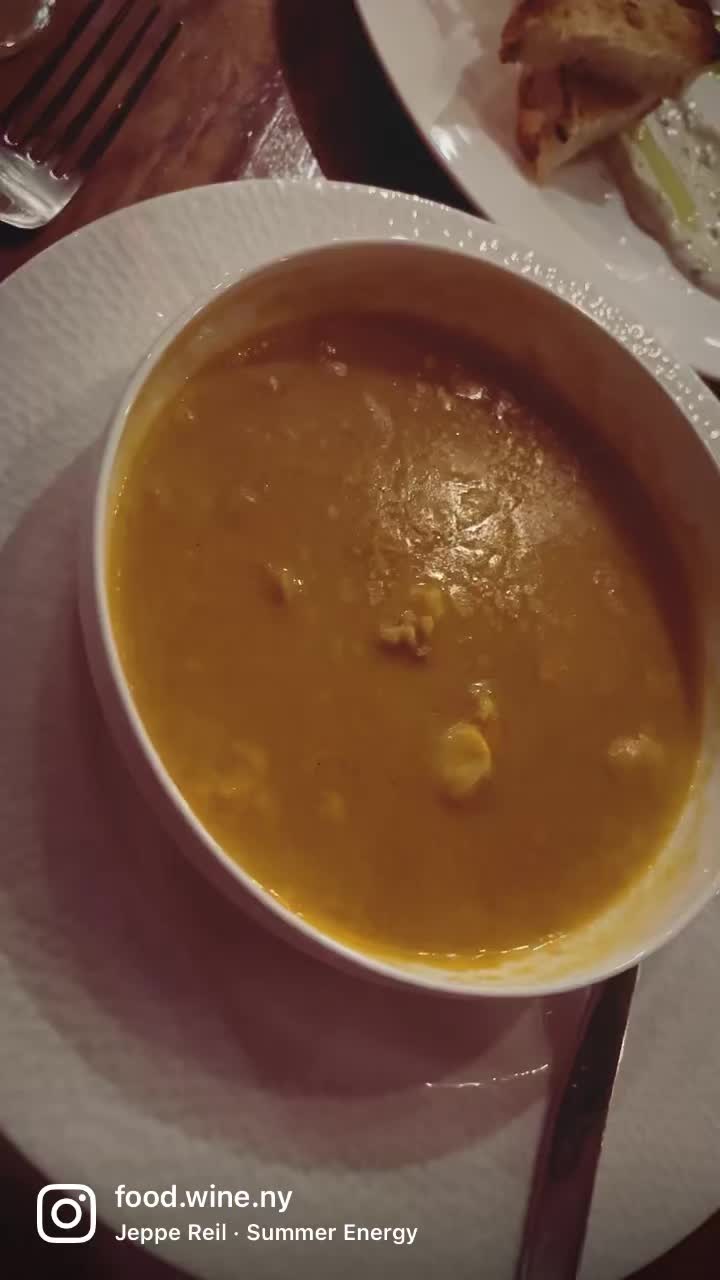 Harvest Wine Bar & Restaurant