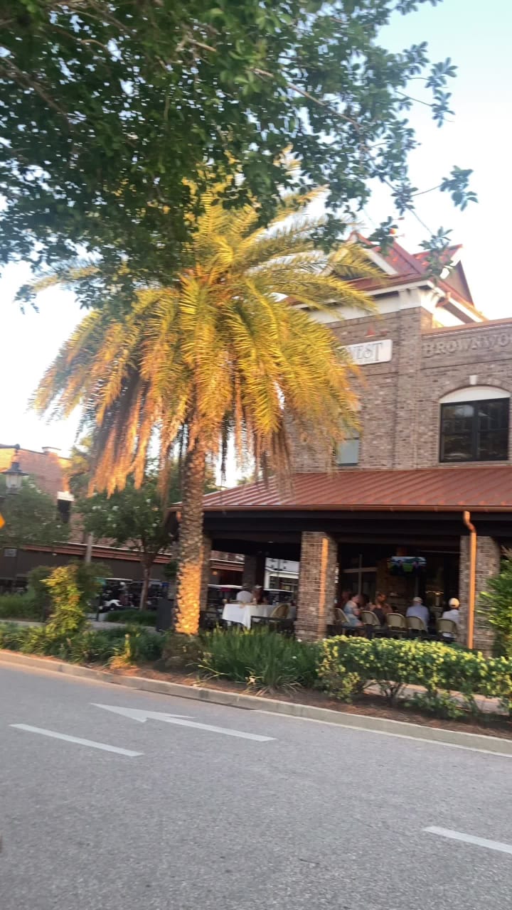 Harvest Restaurant & Bar