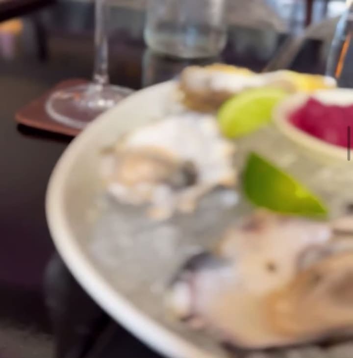 Video review of Bascule Whisky Bar