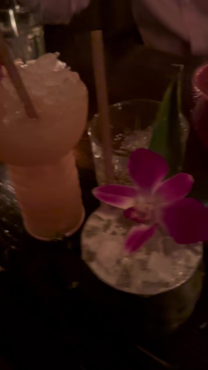 Video review of 2nd Floor Bar & Essen