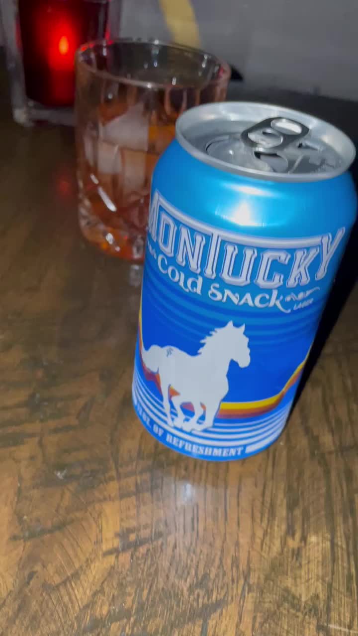 The Sand Dollar Lounge