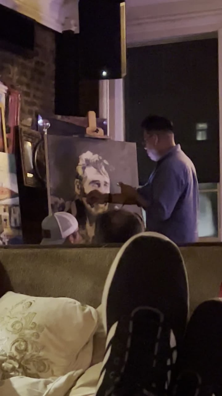 Henry's Market Street Inn