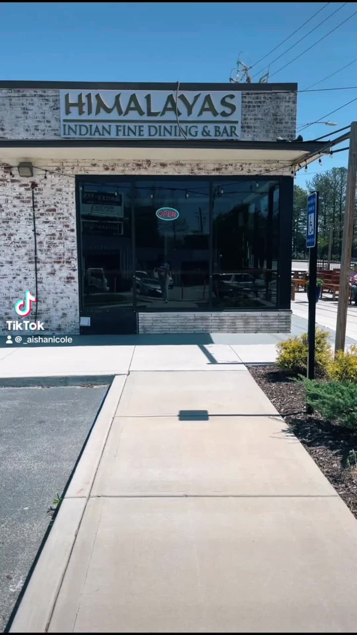 Himalayas Indian Restaurant