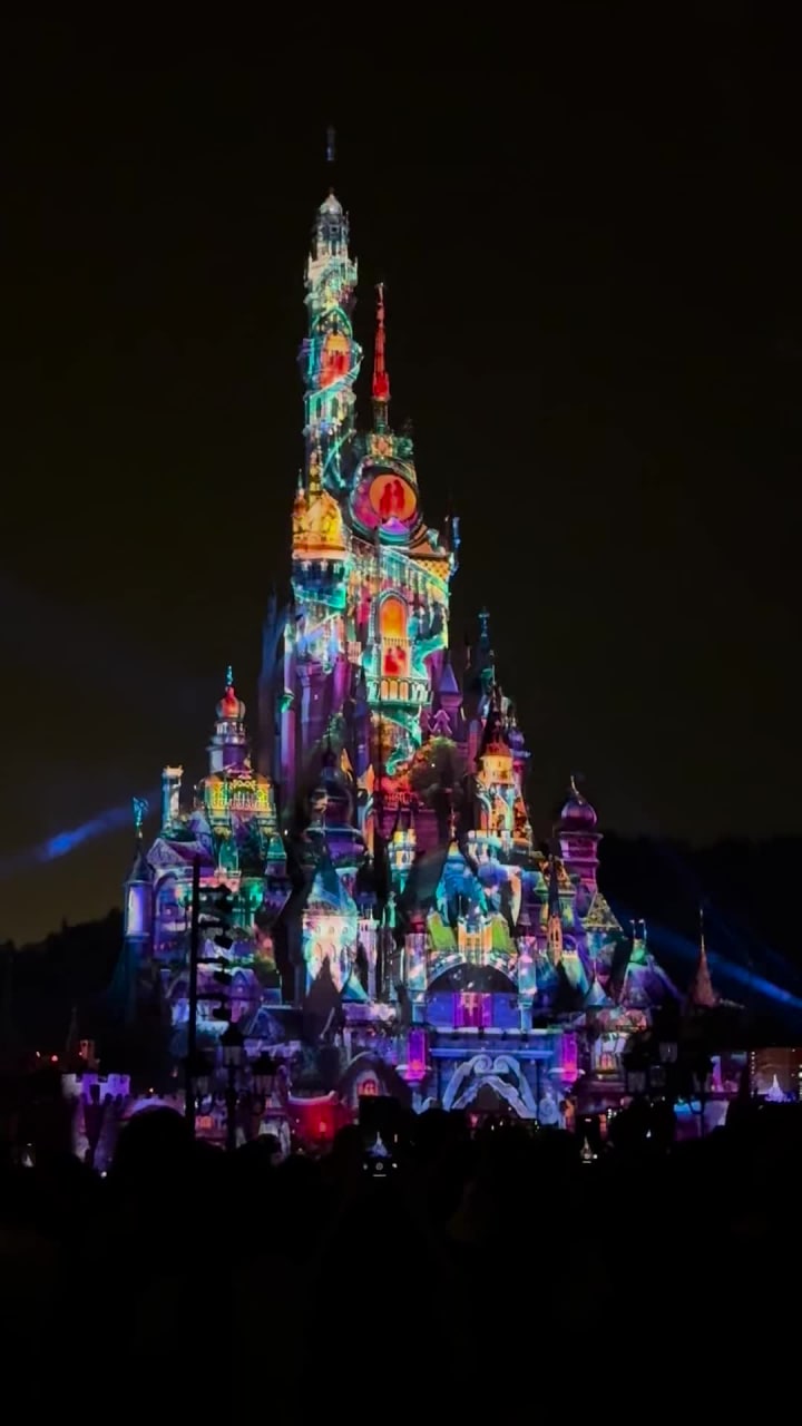 Hong Kong Disneyland (香港迪士尼樂園)