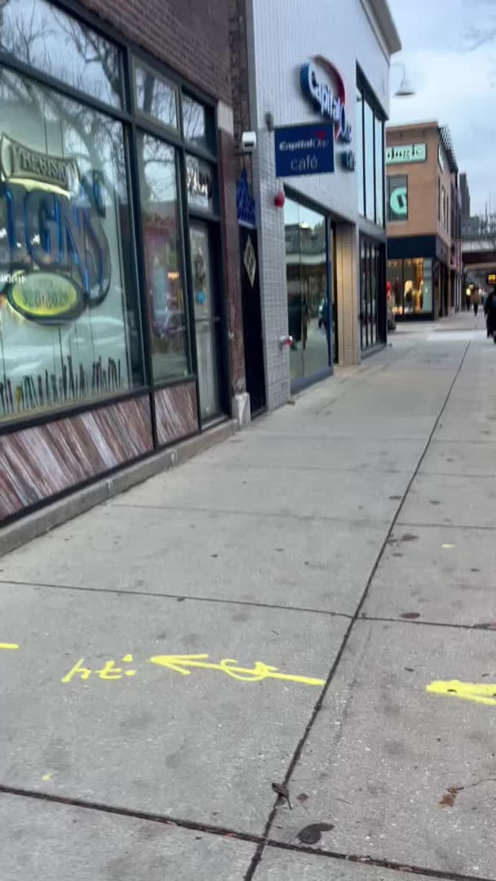 Video review of Capital One Café