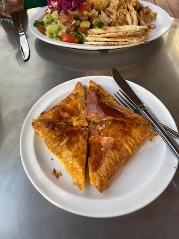 Video review of Cafe 220