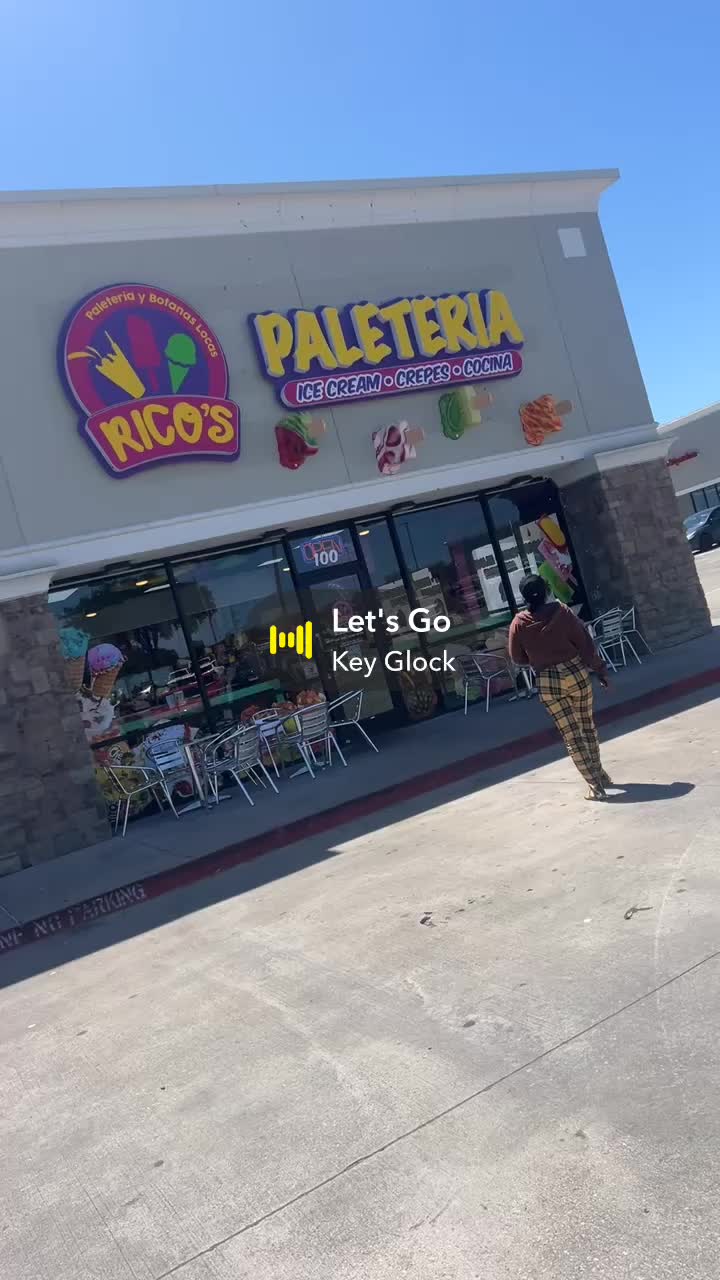 Rico's Paleteria Y Botanas Locas
