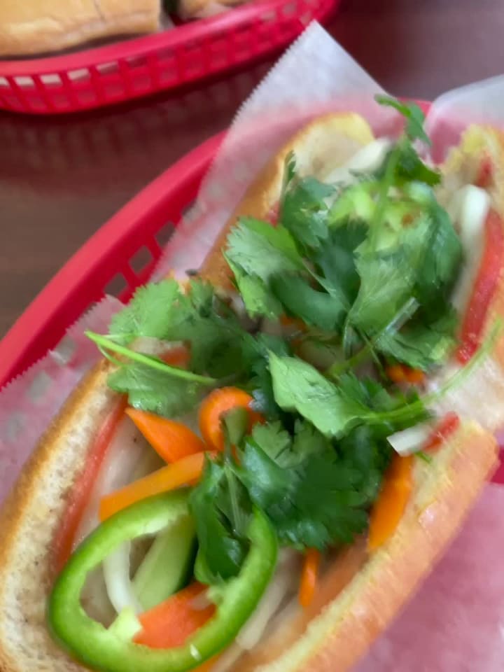 Video review of Banh Mi Sai Gon