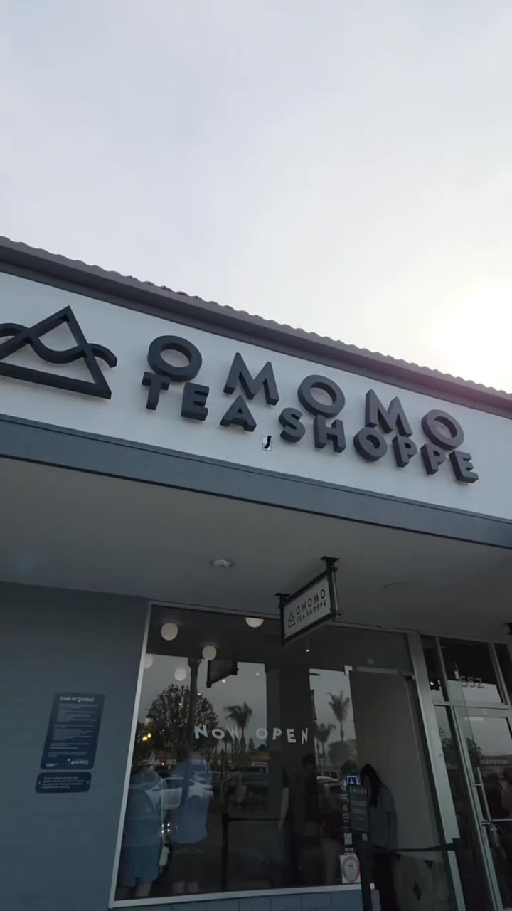 Omomo Tea Shoppe