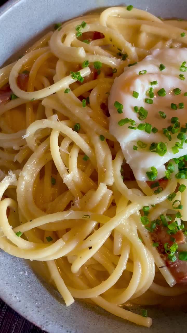 The Dial at 907 Main