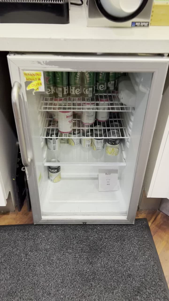 The Plumeria Lounge at Hawaiian Airlines