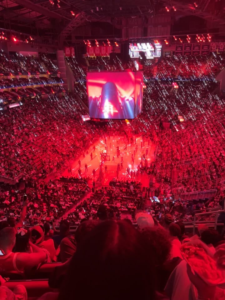 Video review of Toyota Center