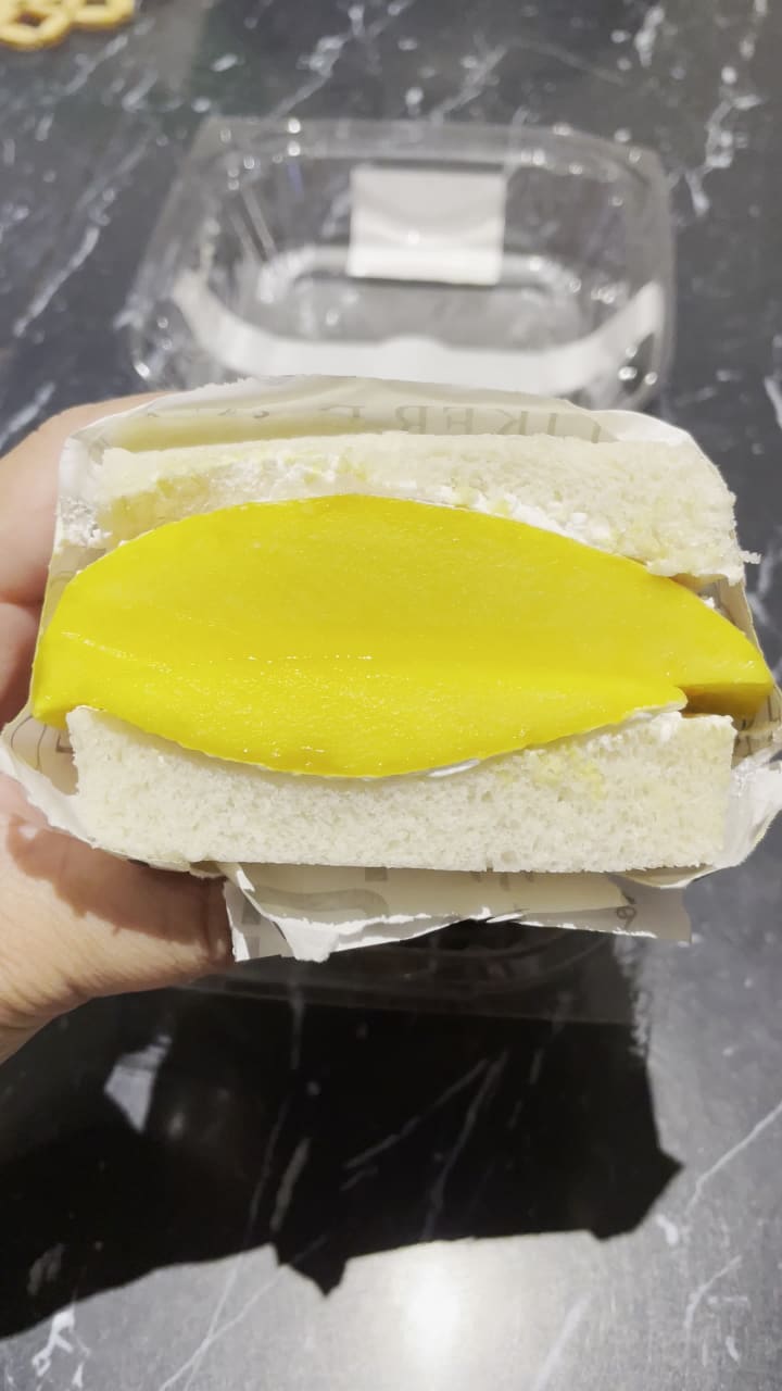 Video review of Hong Kong Island Bakery 香島西餅